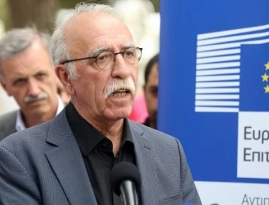 Δ. Βίτσας: «Ανάγκη αποσυμφόρησης των νησιών από τους παράνομους αλλοδαπούς»